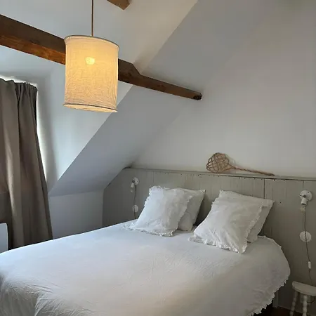 House For 4 People Calais