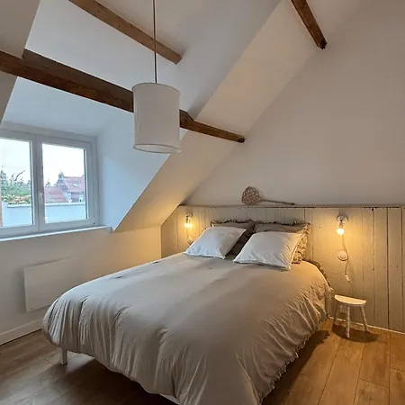 House For 4 People
